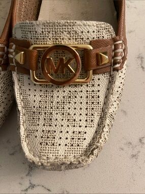 Michael Kors Cream Patterned & Brown Leather MK Logo Loafers